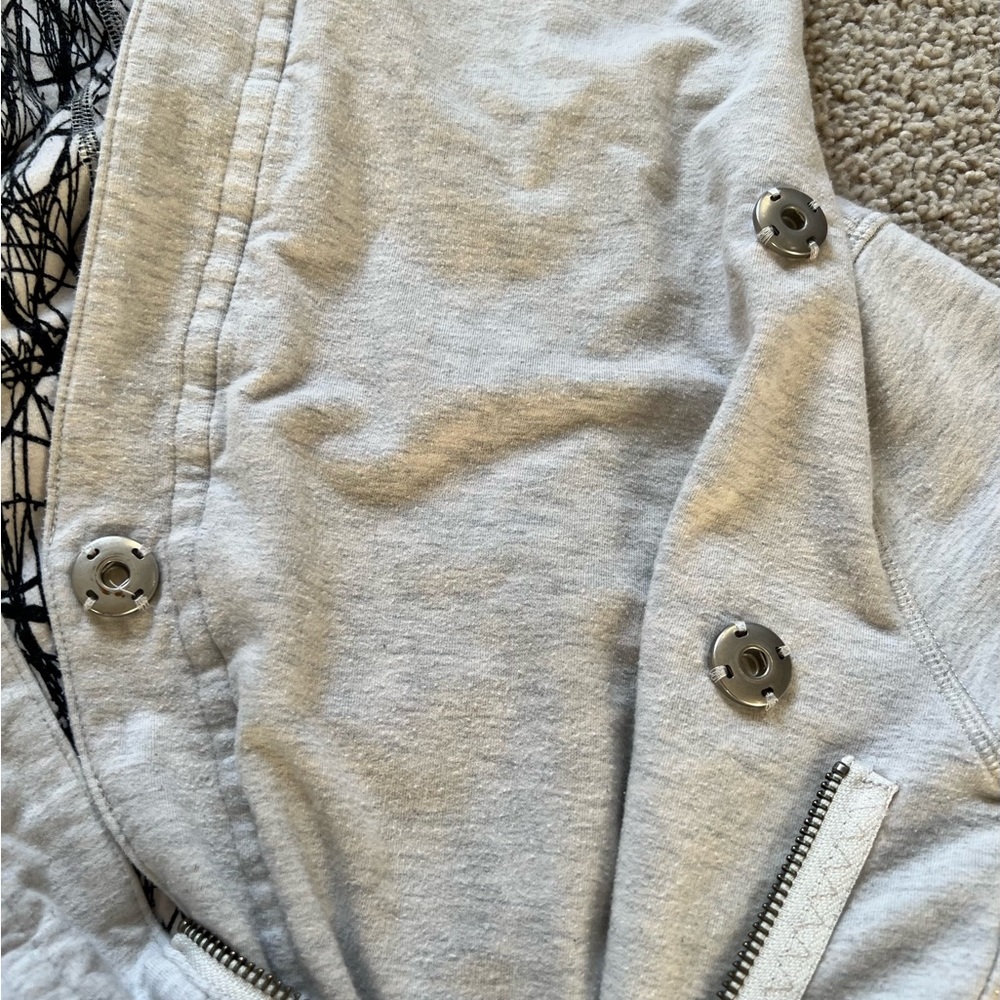Lululemon Method Wrap - Picture 6 of 11